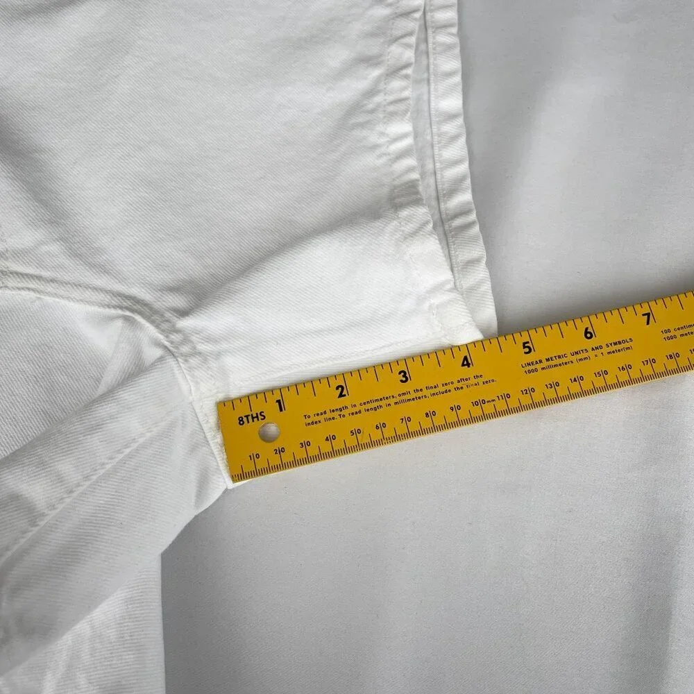 Re/Done Button Fly Mid-Rise Boy Shorts White Rigid Denim Womens 32‎ NWT - Picture 13 of 16